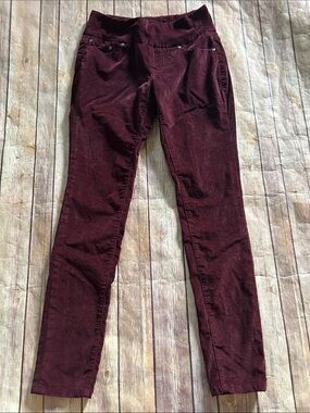 Jag Jeans Corduroy Skinny Leggings in Burgundy